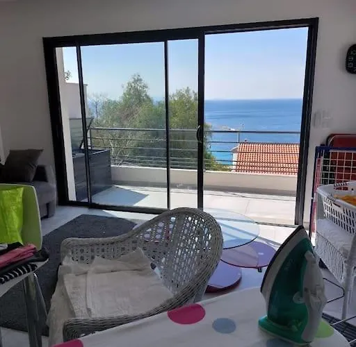 Appartement Cap Sud,apt 4p,vue Mer,pr Le Lavandou